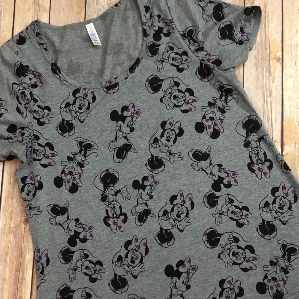 LuLaRoe Minnie Classic T